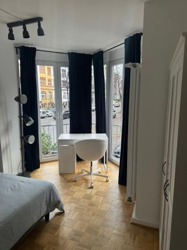 Modern & gorgeous 3 bedroom apartment in Düsseldorf