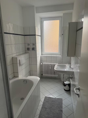 Modern & gorgeous 3 bedroom apartment in Düsseldorf - Gallery - 2