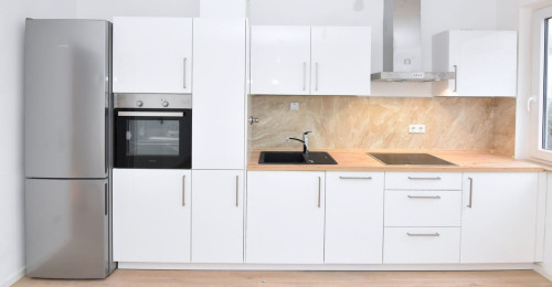 Fully equipped 1-bedroom apartment in green surroundings, pool + sauna, lift, near public transport - Gallery - 12
