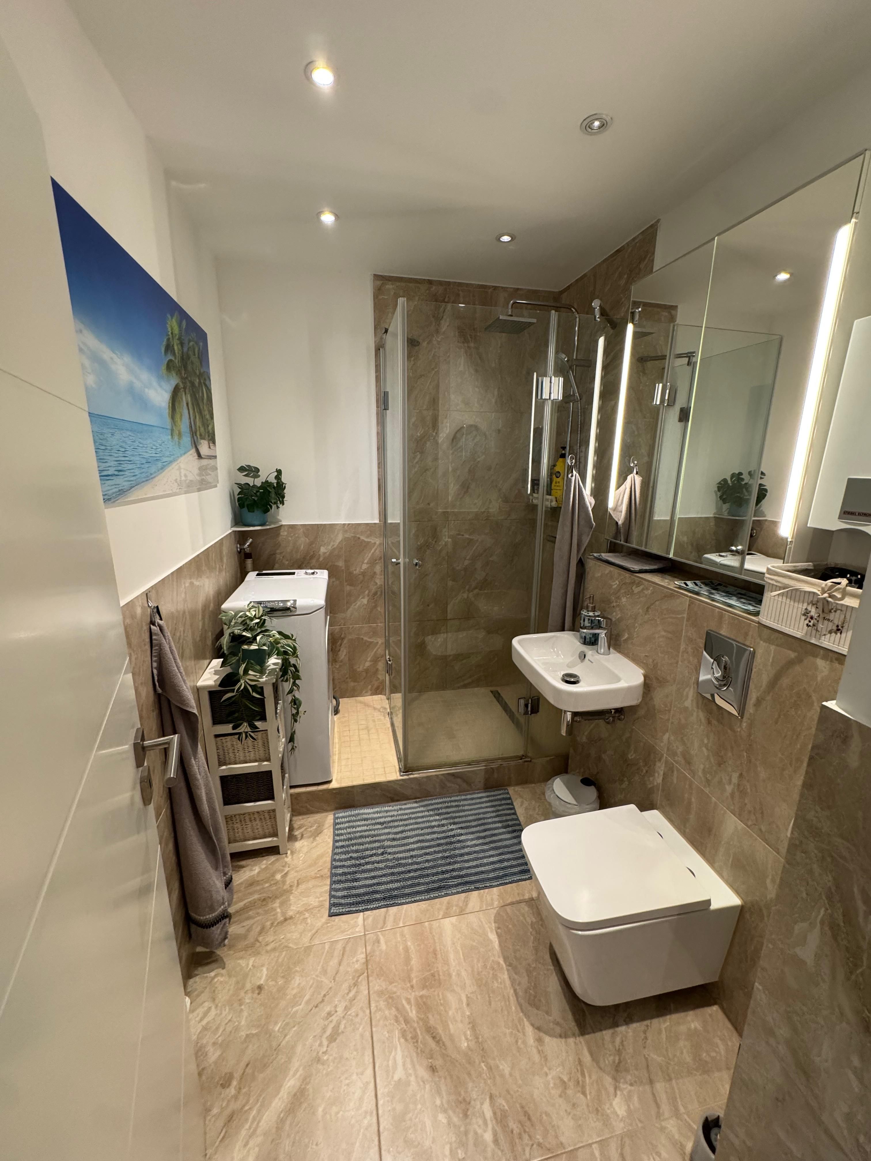 Fully Equipped 1-Bedroom Apartment In Green Surroundings, Pool + Sauna, Lift, Near Public Transport - 3