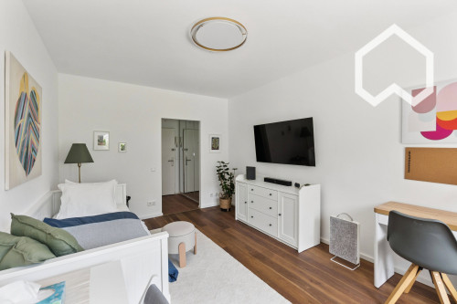 Modern & Bright Studio with Private Terrace in Düsseldorf-Flingern - Gallery - 14