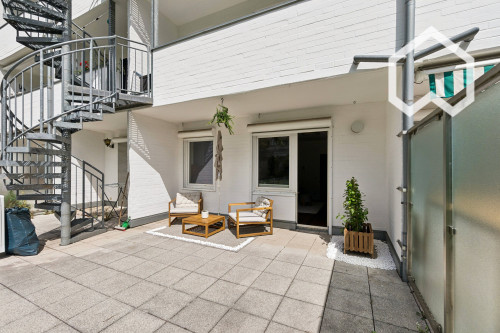 Modern & Bright Studio with Private Terrace in Düsseldorf-Flingern - Gallery - 7