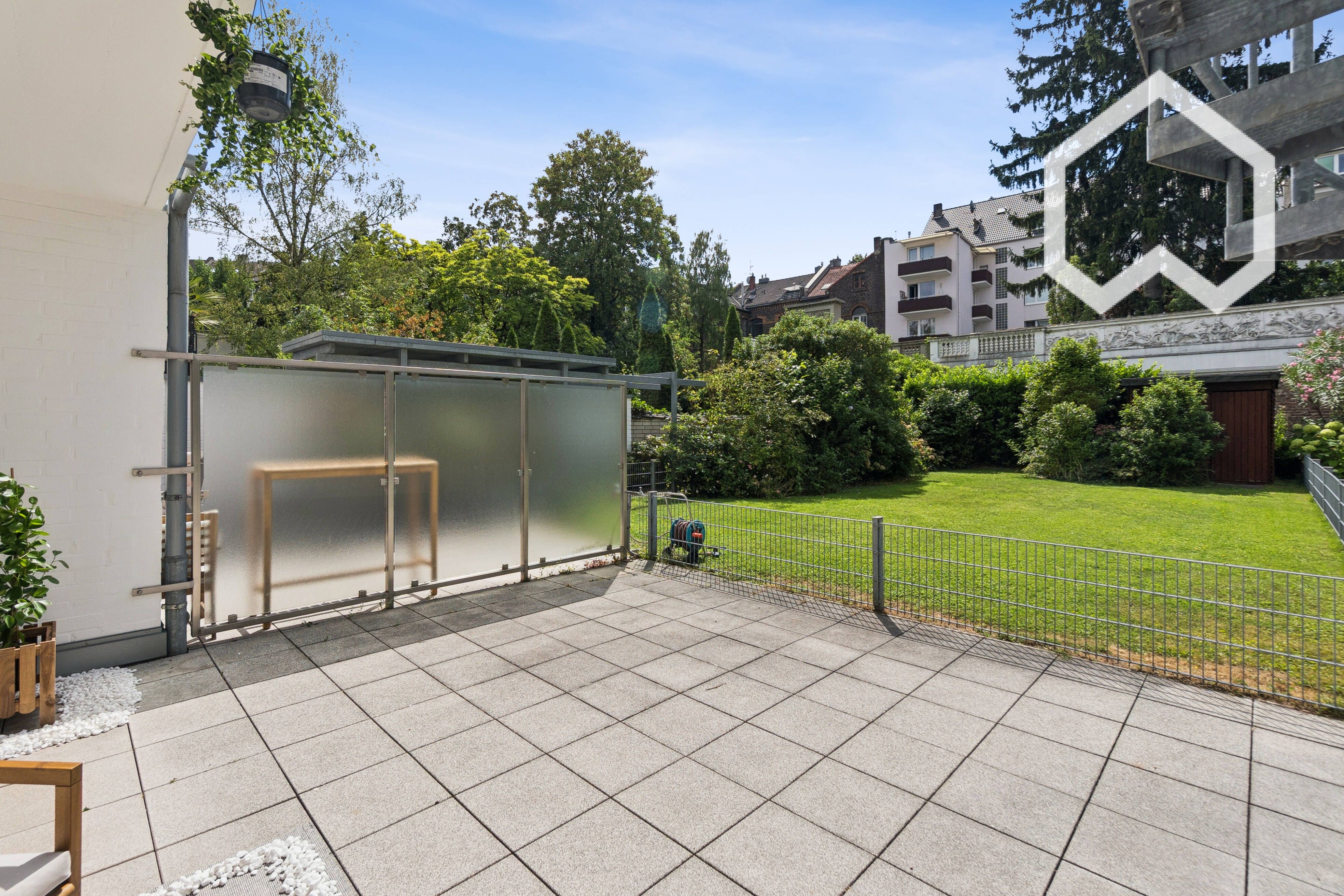 Modern & Bright Studio With Private Terrace In Düsseldorf-Flingern - 3