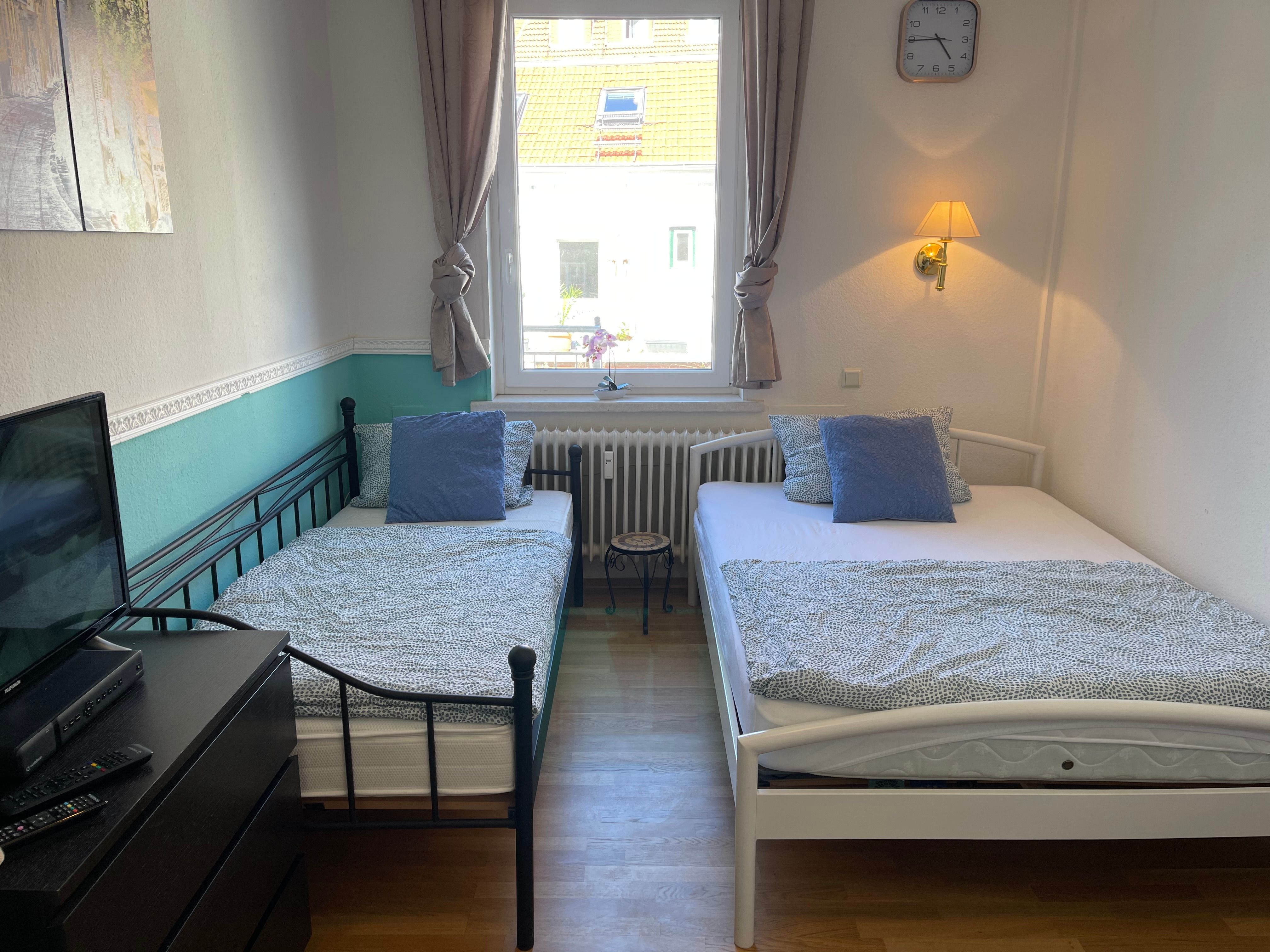 Gorgeous And Awesome Apartment In Göttingen - 3