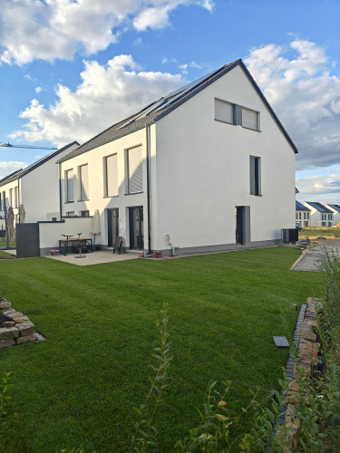 Family home close to Bonn and Cologne