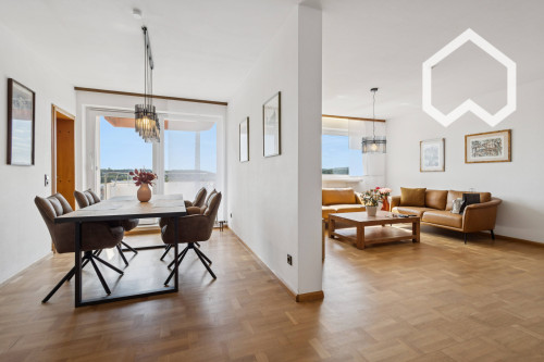 First Occupancy above the Rooftops of Saarlouis – Stylish Living with Panoramic Views Welcome to your new home in the heart of Saarlouis!
