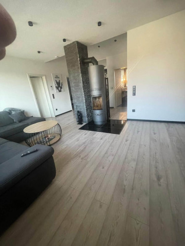 Well-maintained and modern apartment