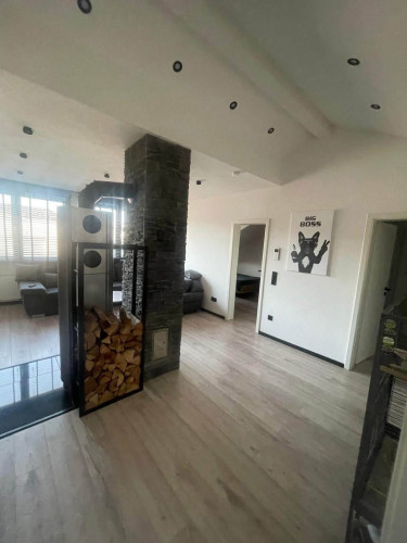 Well-maintained and modern apartment