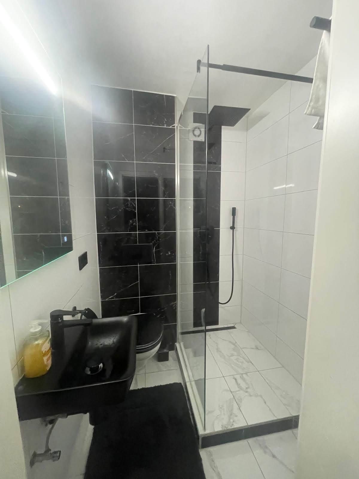 Well-Maintained And Modern Apartment - 9