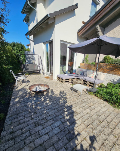 Single-family house with designer interior, private terrace and view