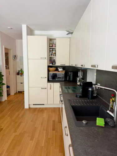 High-quality furnished 3-room apartment in Frankfurt with home office, balcony & underground parking - Gallery - 12
