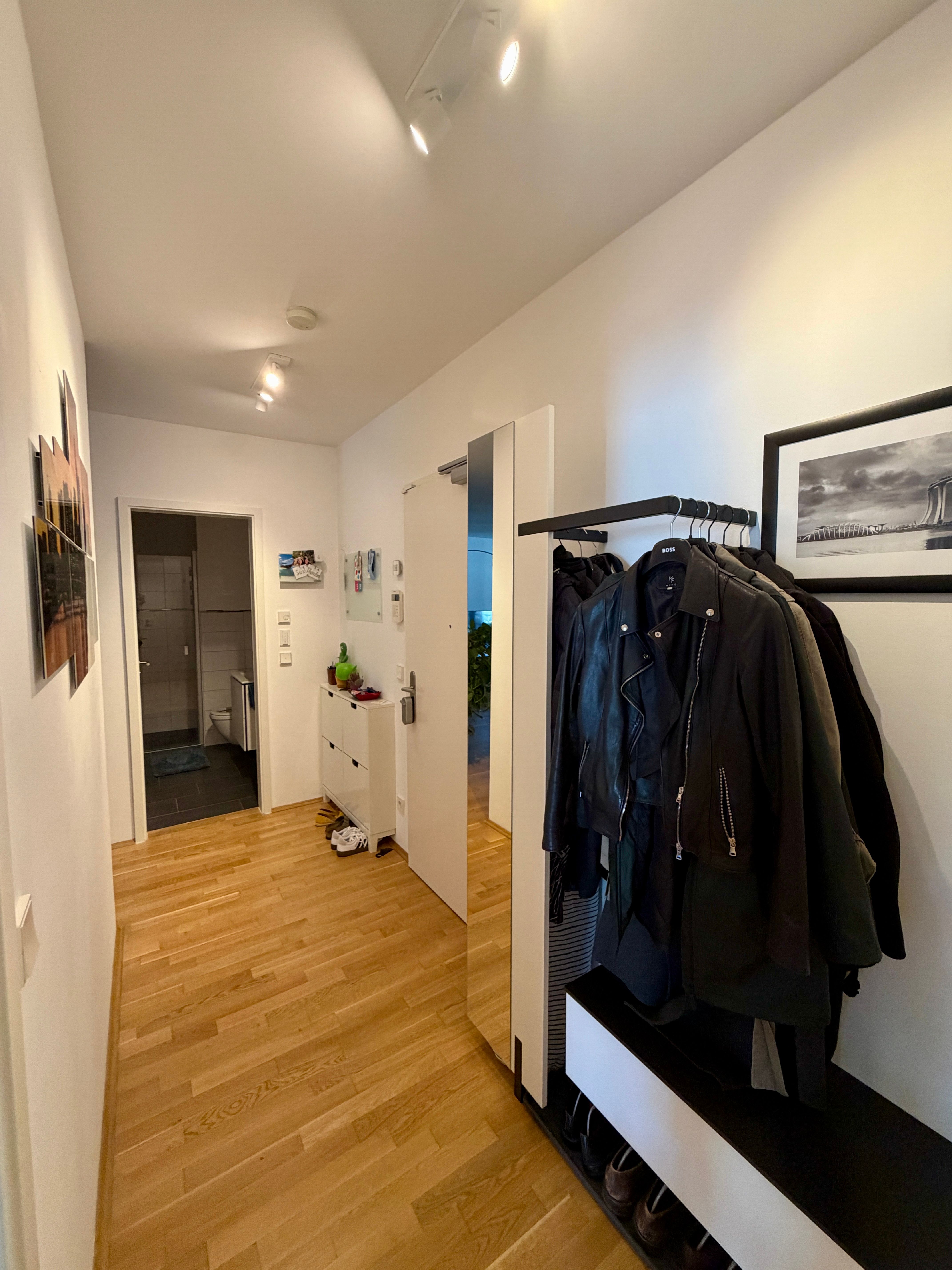High-Quality Furnished 3-Room Apartment In Frankfurt With Home Office, Balcony & Underground Parking - 12