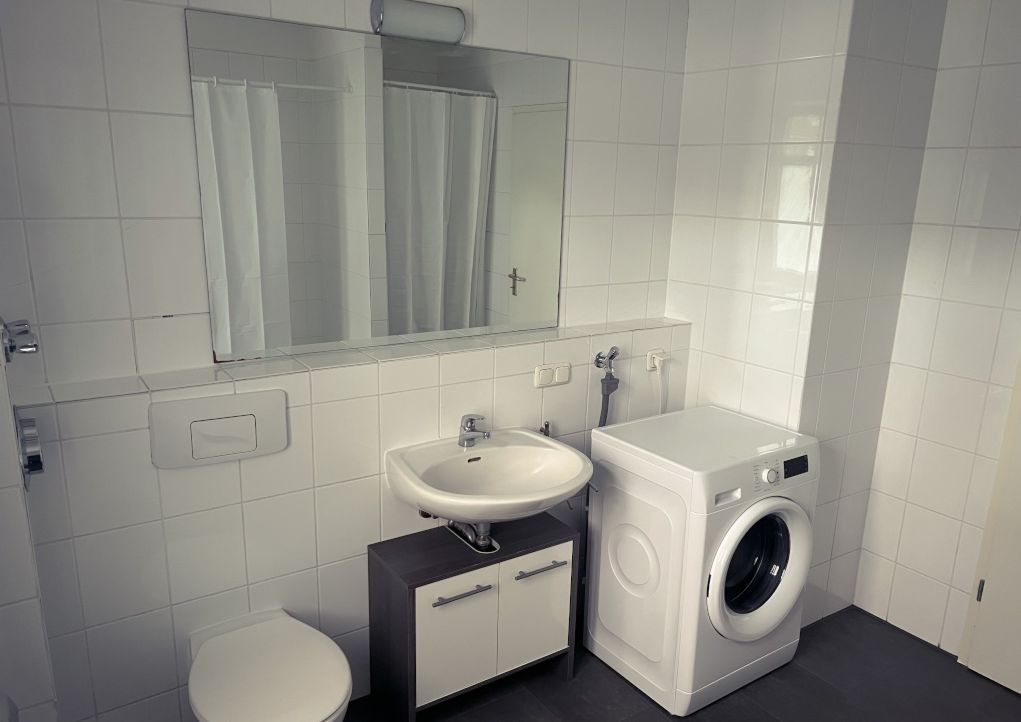 New And Beautiful Apartment In The City District Nordend West - 2