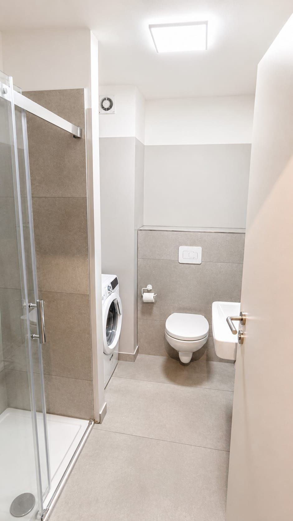 Nice 4 Bedroom Flat In Düsseldorf Altstadt - 1