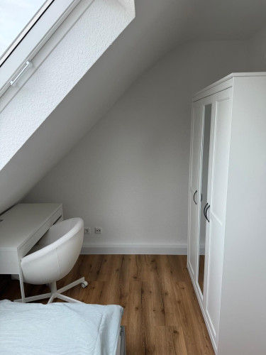 Fashionable & perfect 5 bedroom apartment in Düsseldorf - Gallery - 11
