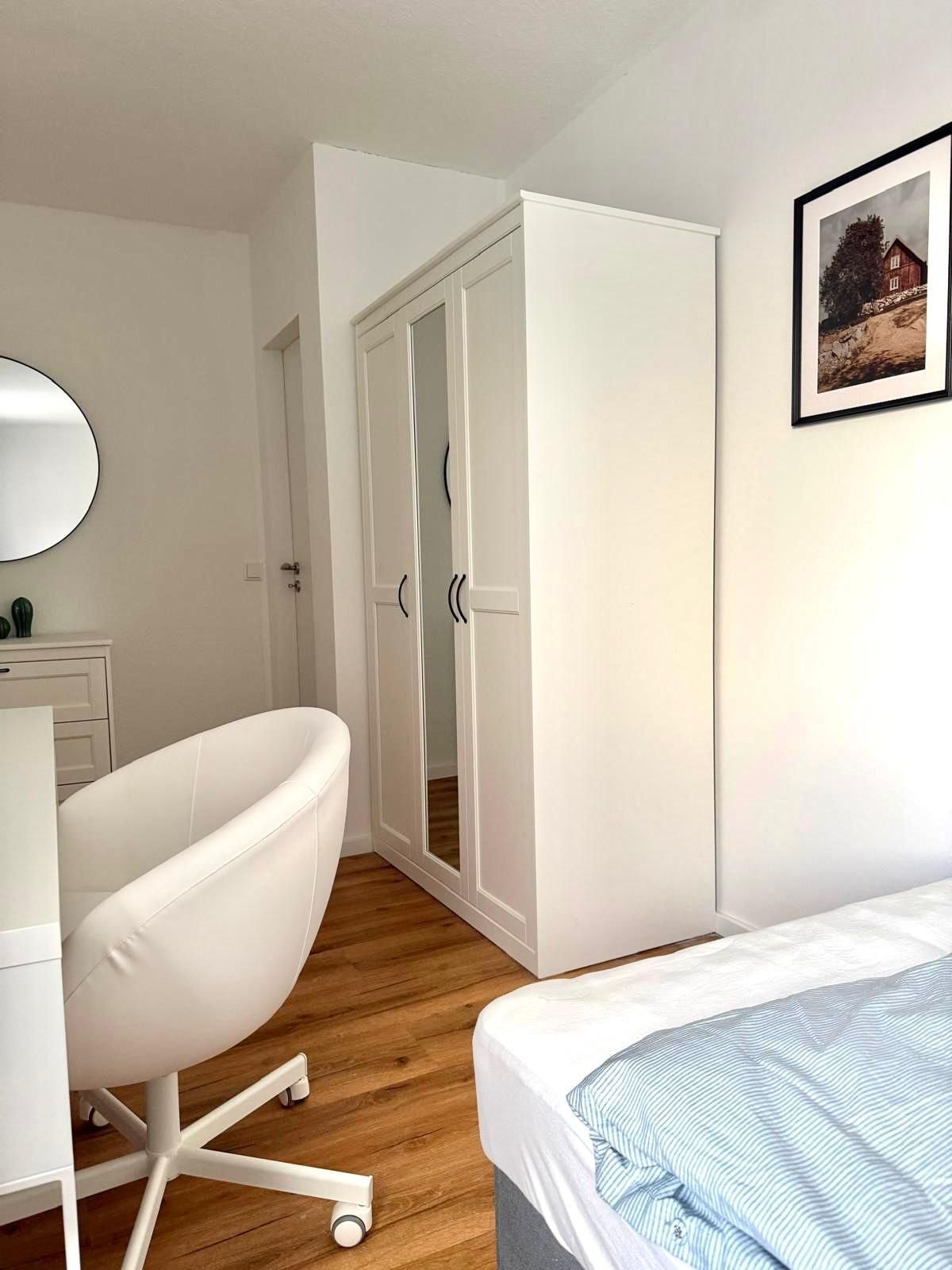Fashionable & Perfect 5 Bedroom Apartment In Düsseldorf - 20