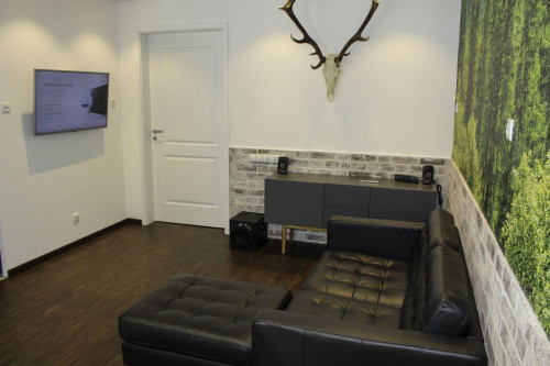 Modern ground floor apartment with many features in a good location in Pempelfort