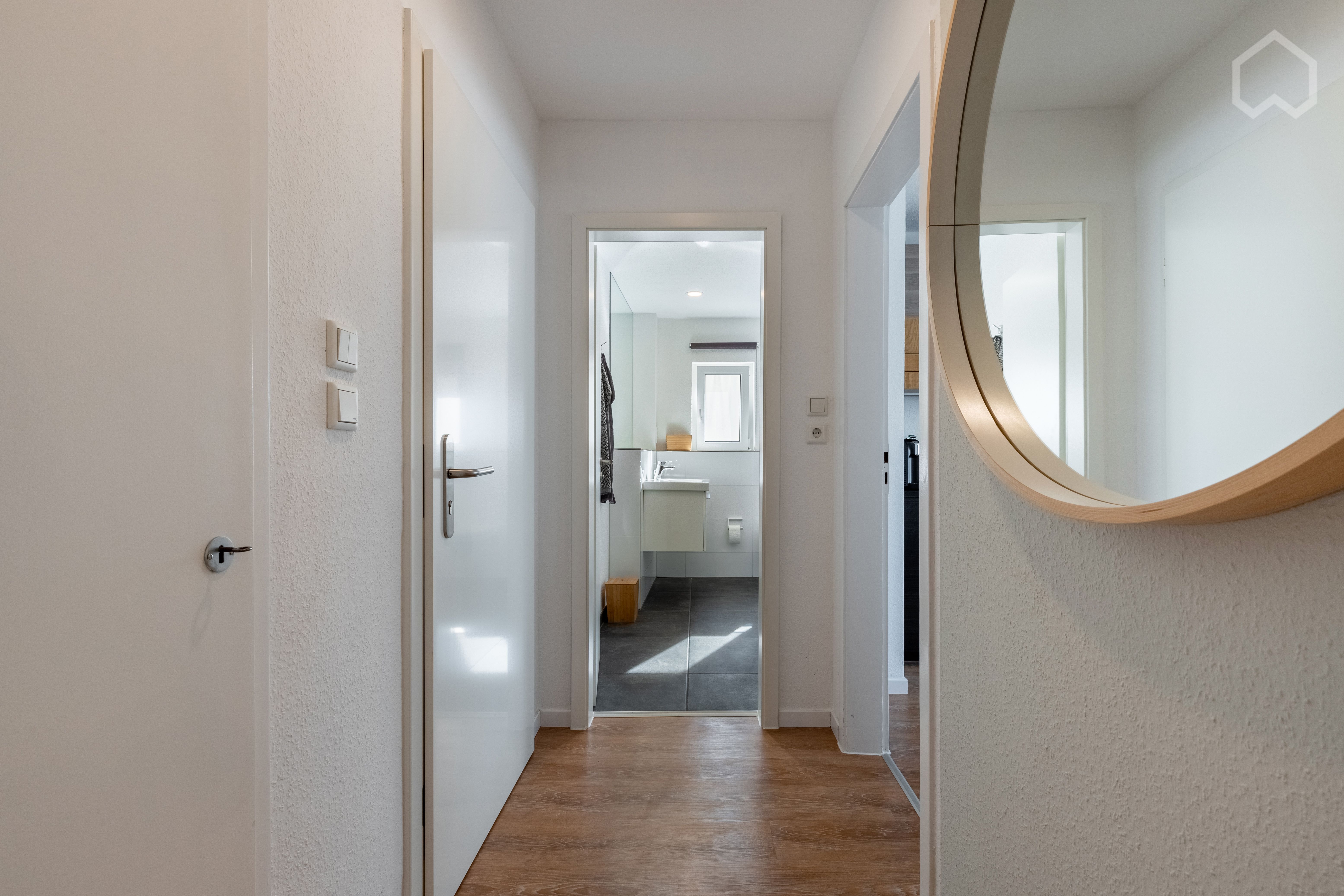 Fashionable And Bright Studio (Düsseldorf) - 1