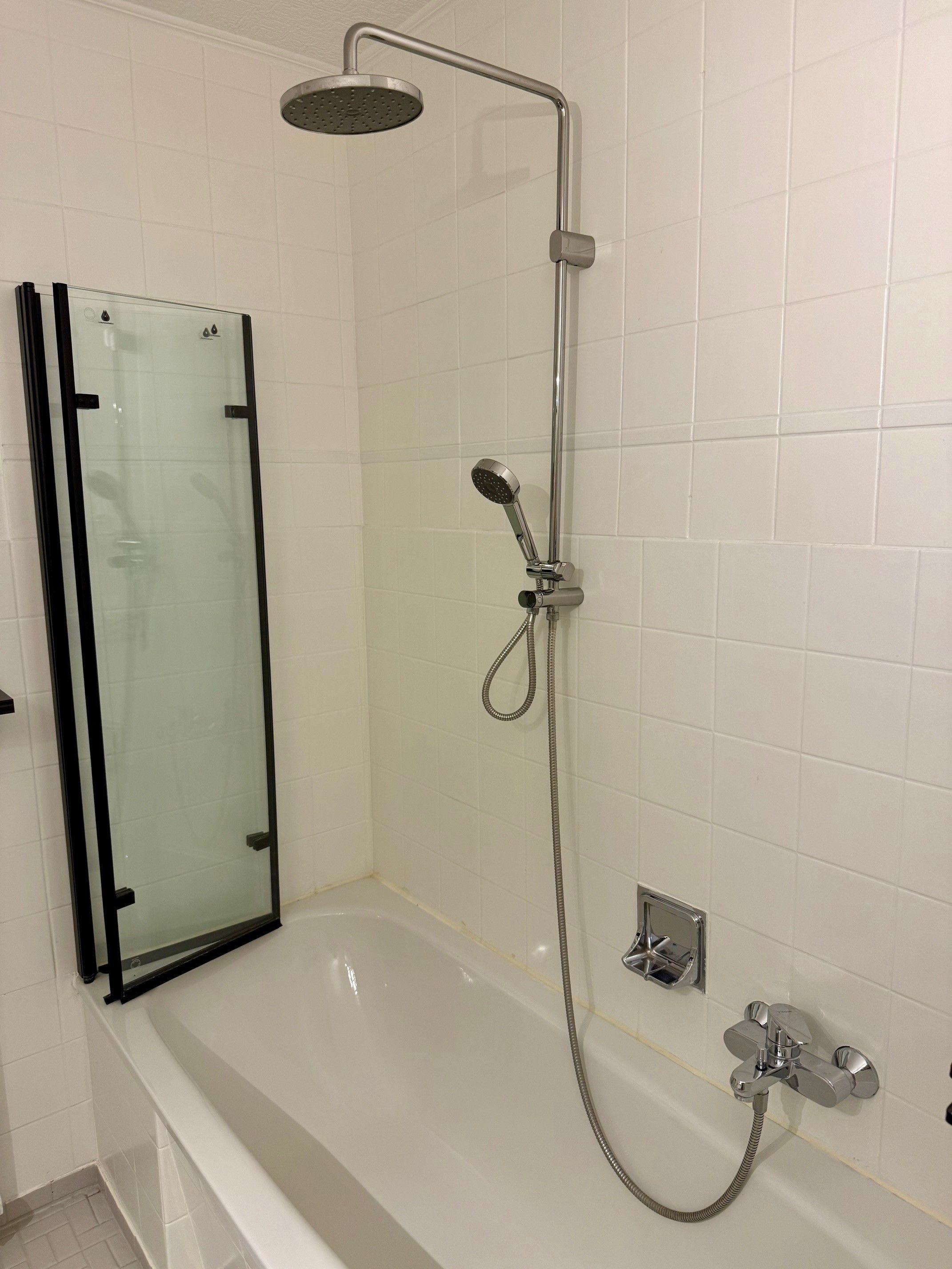 Furnished 3-Room Apartment In Central Prime Location In Bilk - 4