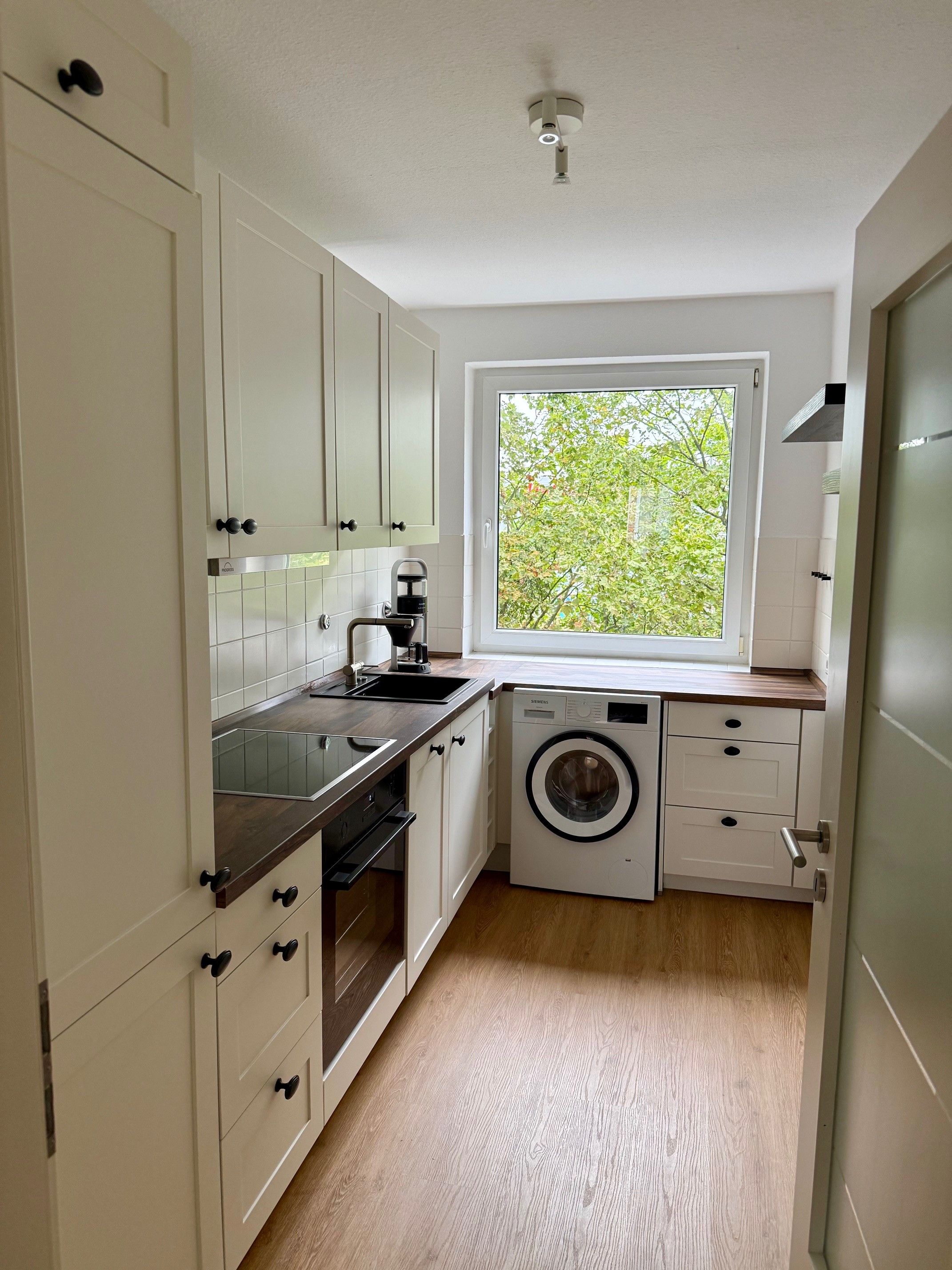 Furnished 3-Room Apartment In Central Prime Location In Bilk - 10