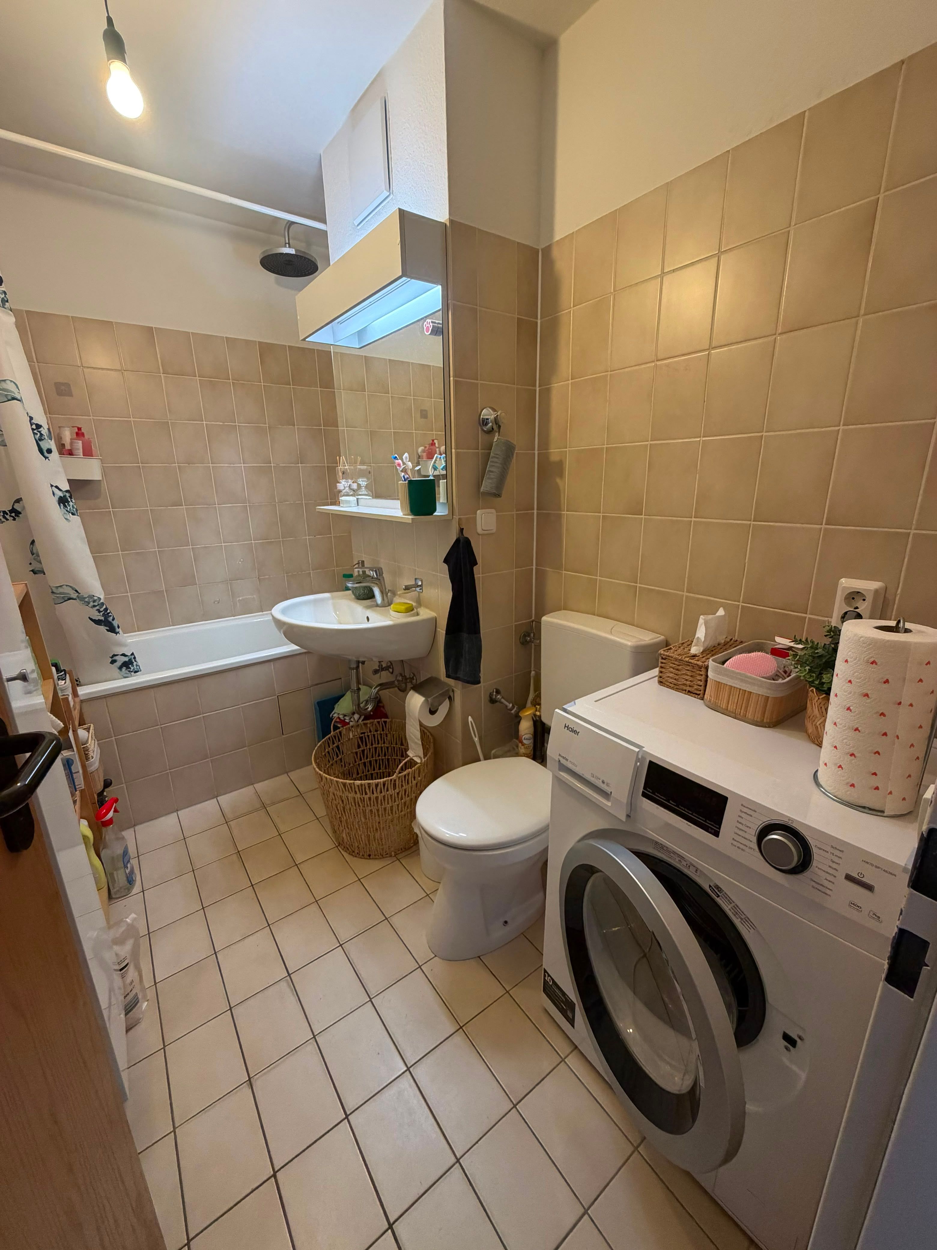 Beautiful Fully Furnished 3-Room Apartment With Large Balcony – Central Location – Temporary Rental - 10
