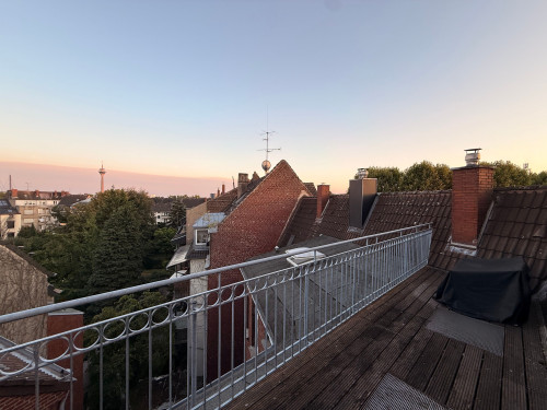Unique 130 sqm period apartment with roof terrace in Oberkassel - Gallery - 5