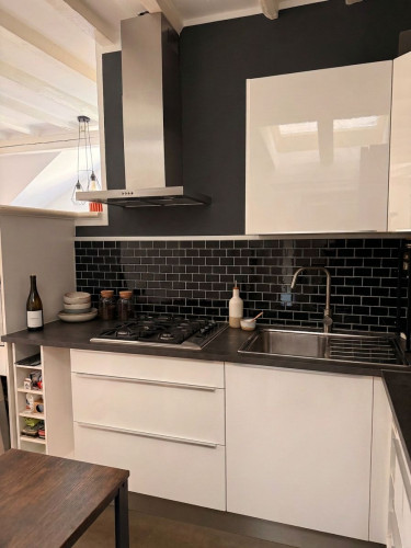 Unique 130 sqm period apartment with roof terrace in Oberkassel