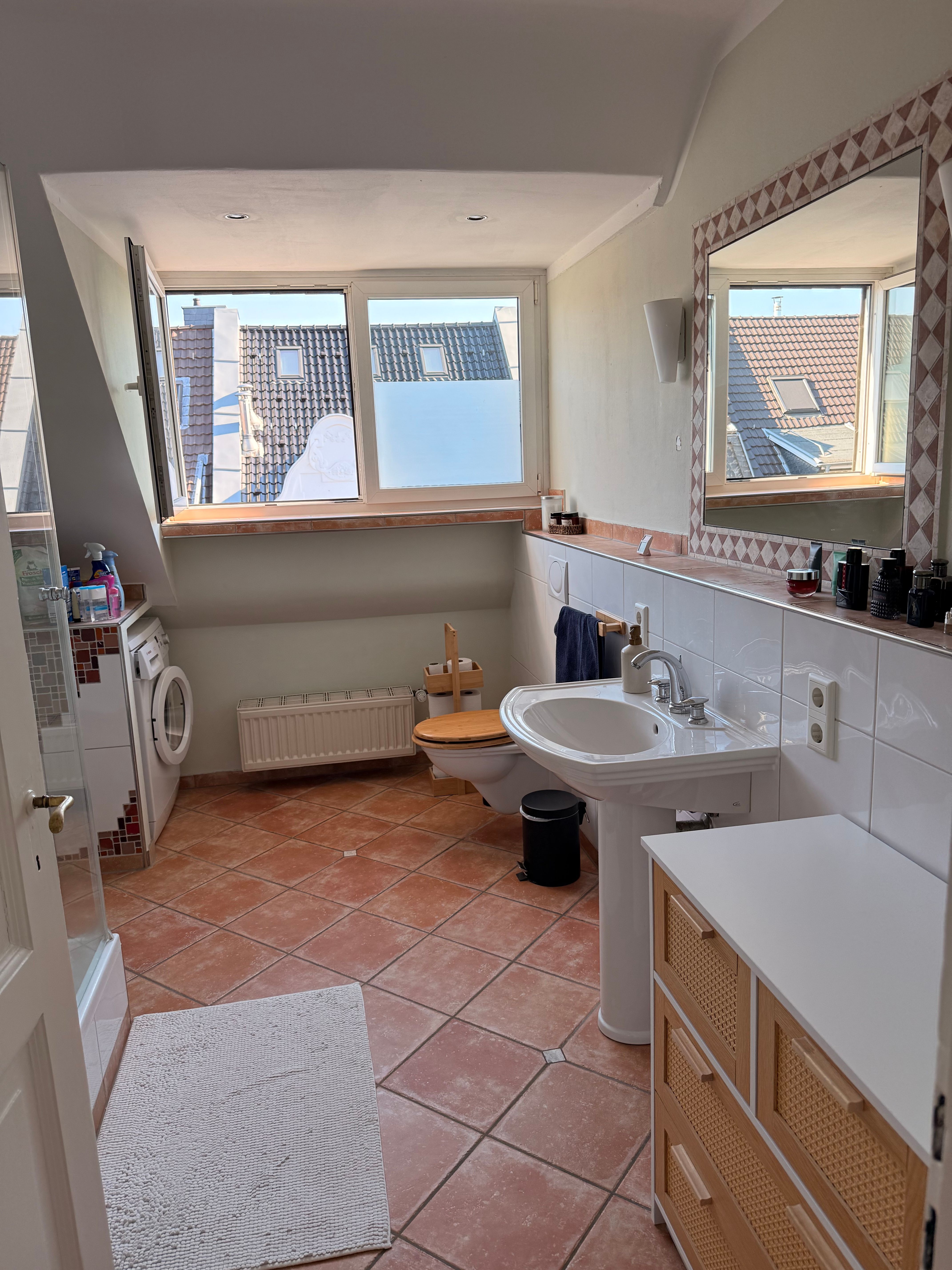 Unique 130 Sqm Period Apartment With Roof Terrace In Oberkassel - 10