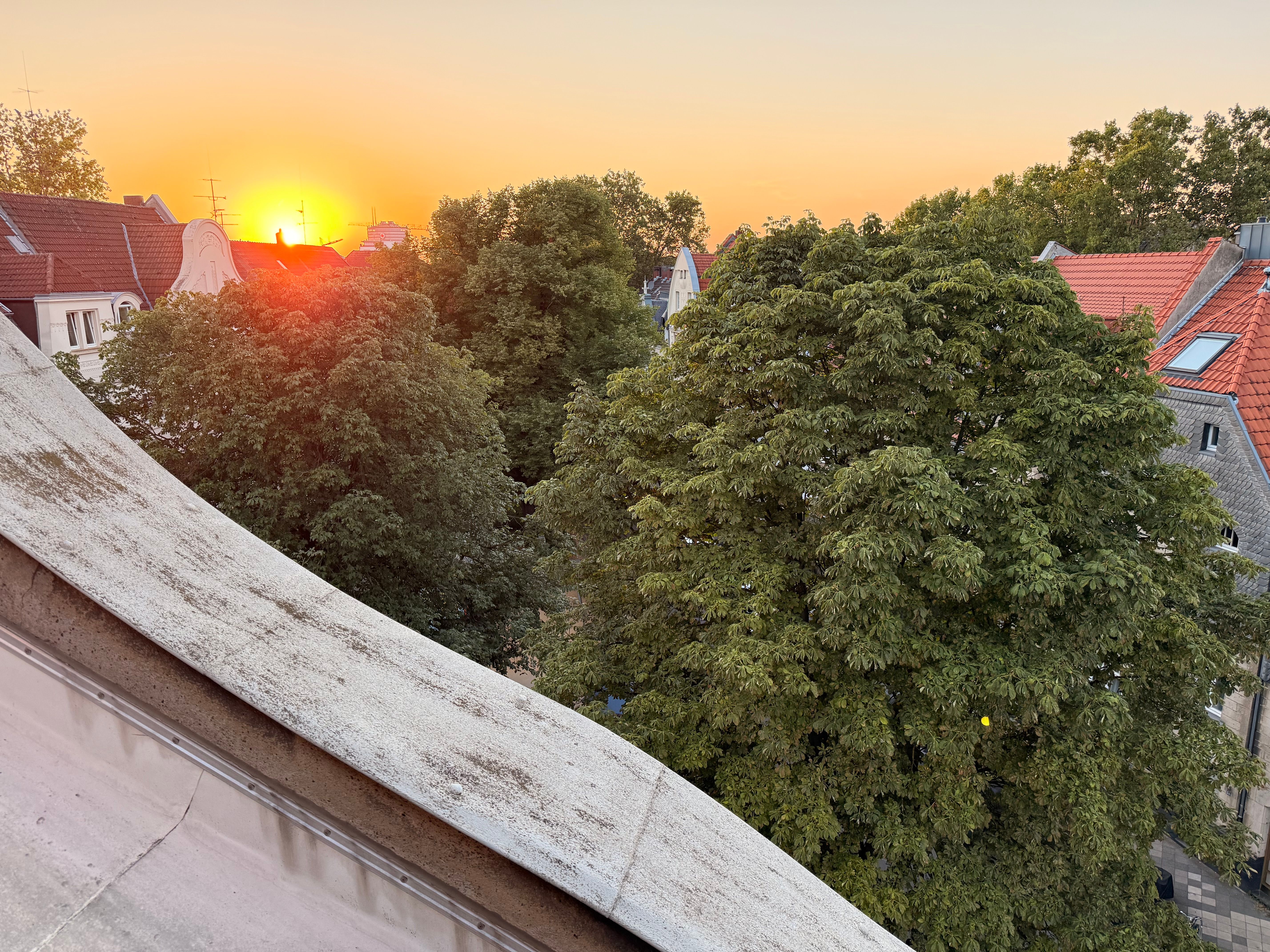 Unique 130 Sqm Period Apartment With Roof Terrace In Oberkassel - 1