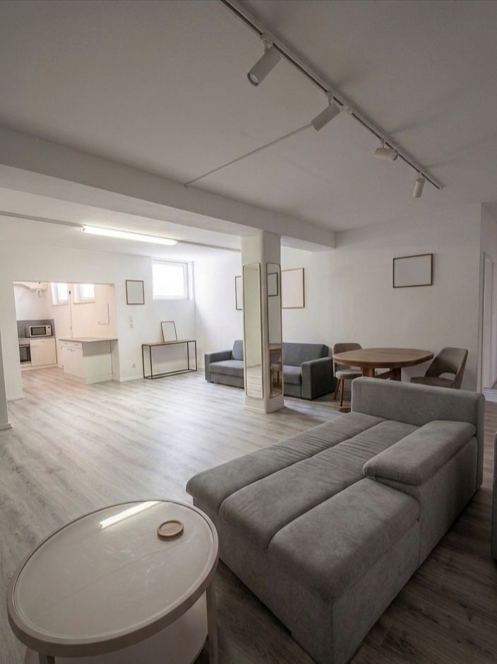 Beautiful And Spacious Apartment - 1