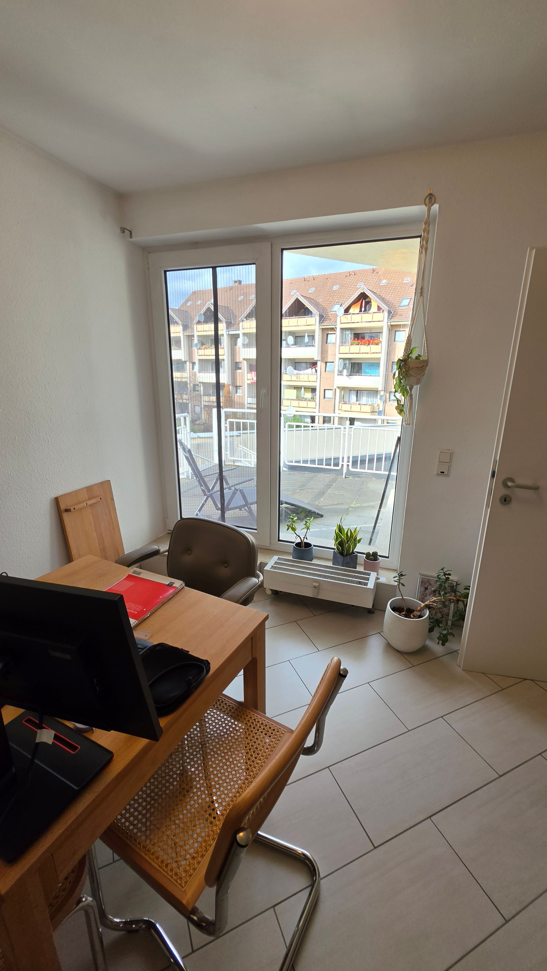 Modernisierte & Voll Möblierte 2-Zimmer-Wohnung Mit Balkon & Tiefgarage – Innenstadt Siegburg - 5