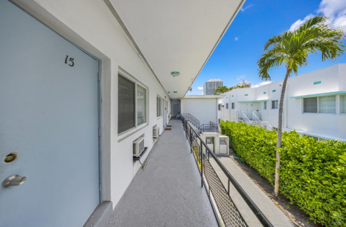 Abbott Home - Gallery - 24