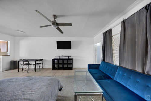 Abbott Home - Gallery - 7