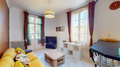 Room in Boulevard Léon Bourgeois, Toulon for 85 m² with 3 bedrooms - Gallery - 18