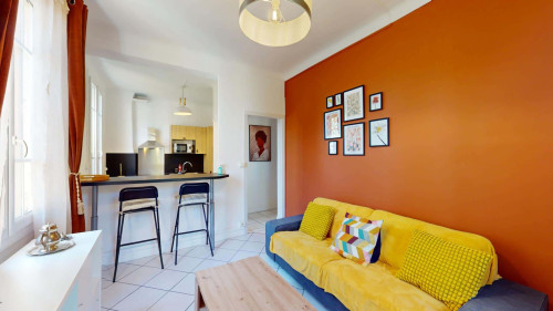 Room in Boulevard Léon Bourgeois, Toulon for 85 m² with 3 bedrooms - Gallery - 20