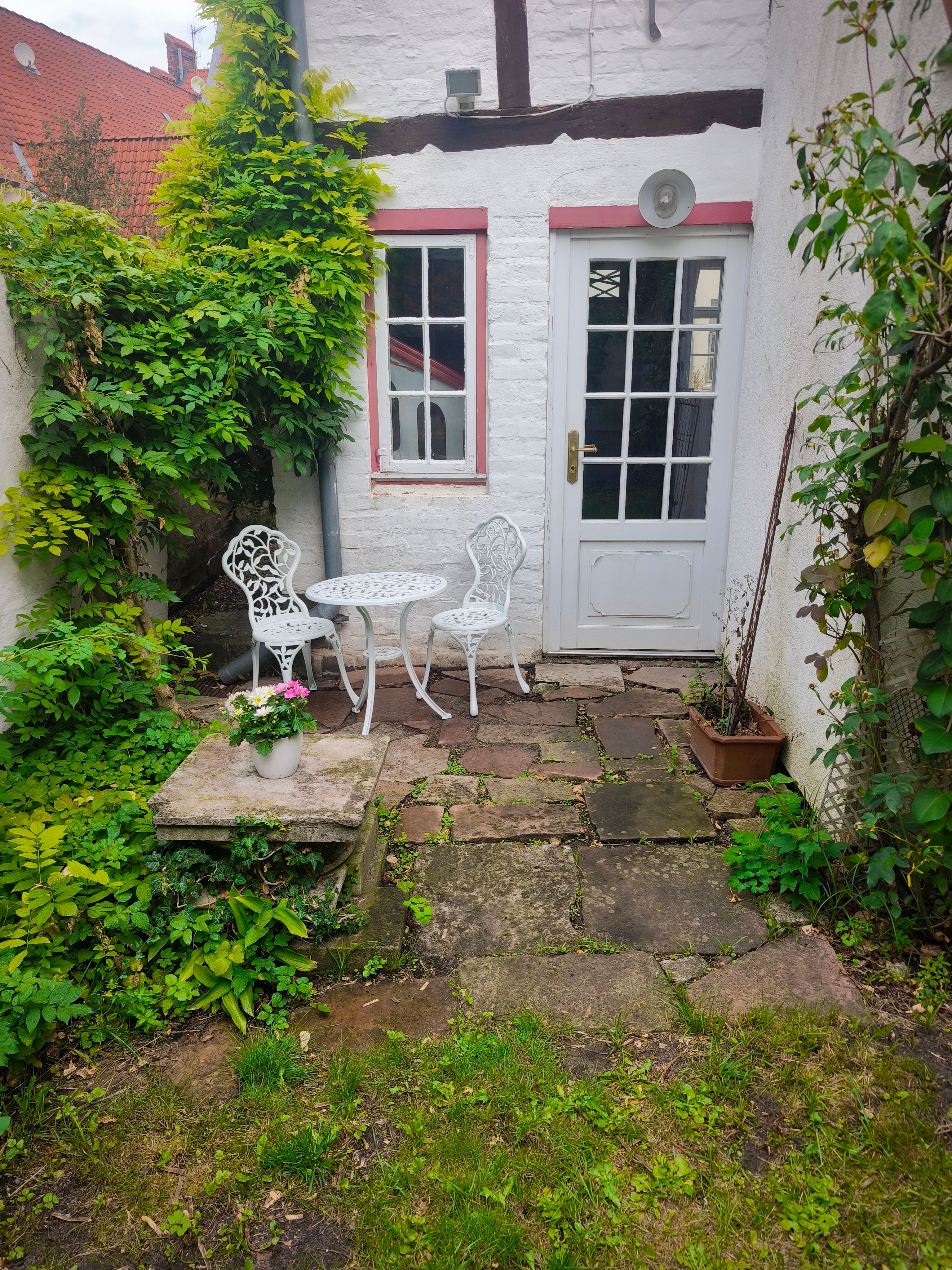 Charming Old Town House In The Heart Of Lübeck - 4