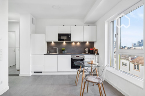 Stylish New-Build Apartment with spectacular Skyline Views in Gallus - Gallery - 12