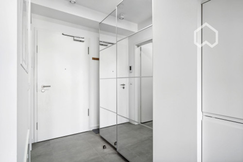 Stylish New-Build Apartment with spectacular Skyline Views in Gallus - Gallery - 7