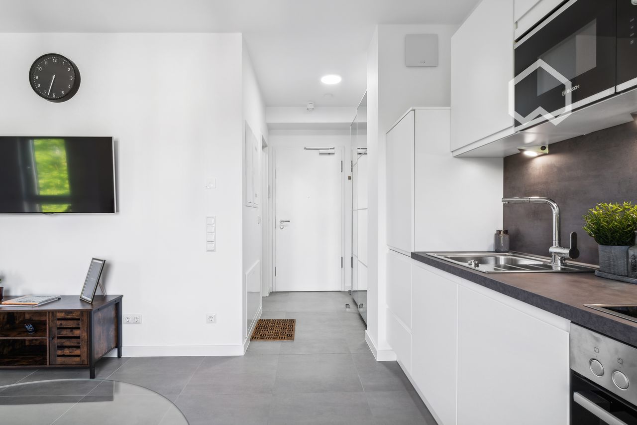 Stylish New-Build Apartment With Spectacular Skyline Views In Gallus - 9