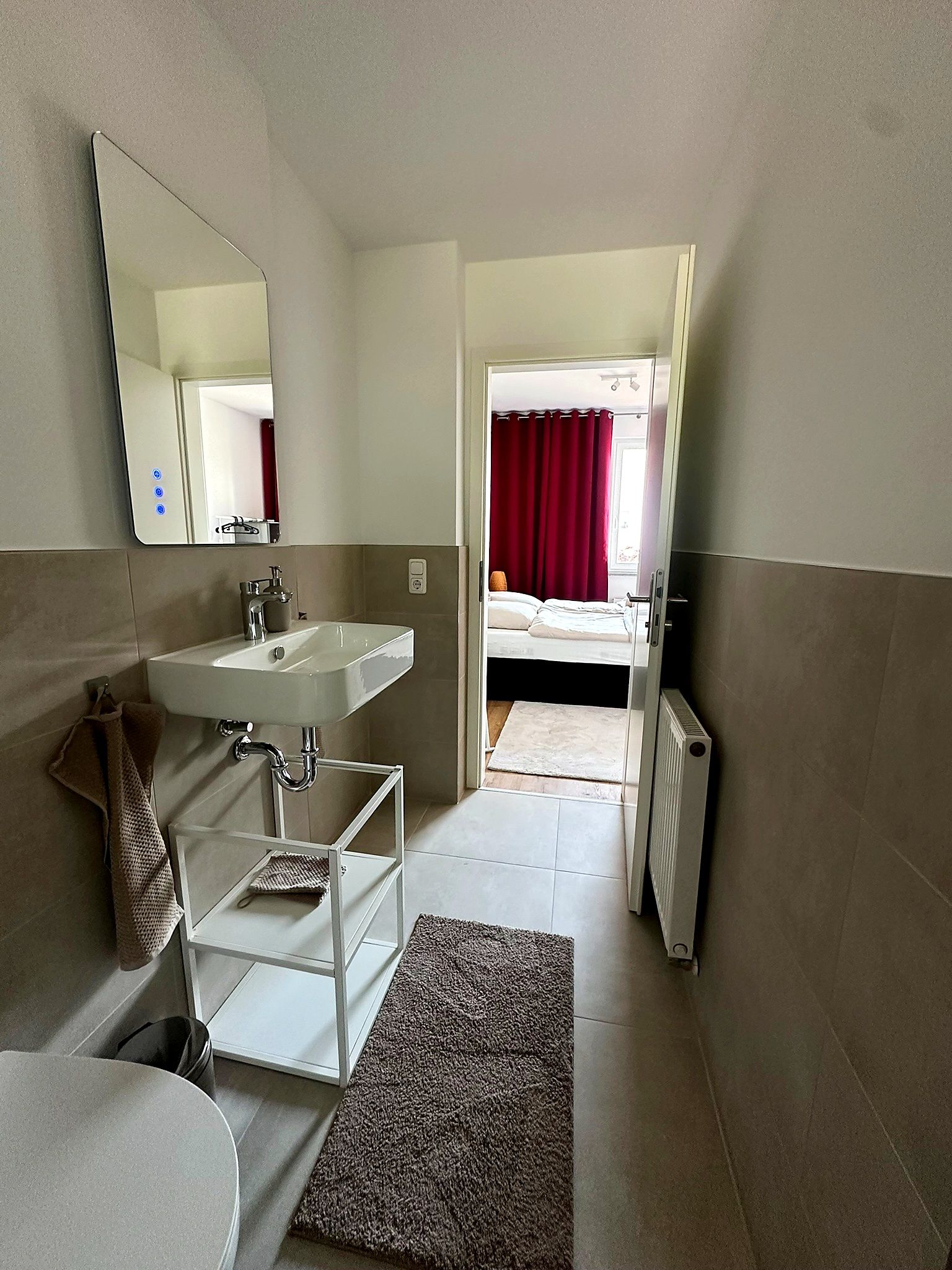 Charming 2-Room Oasis In Erlangen City Center - 1