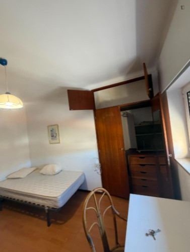 Single bedroom near Universidade de Coimbra Polo1