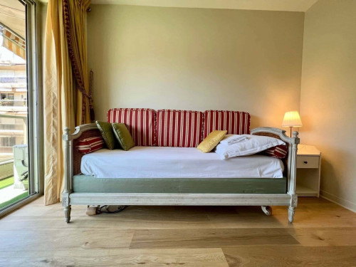 Appartement 2 chambres de 70 m² Neuilly sur Seine Vue sur cour arborée et calme, balcon filant - Gallery - 6