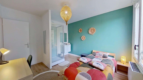 Room in Rue François Couperin, Rouen for 75 m² with 4 bedrooms