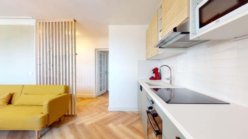 Room in Rue des Chasseurs, Montpellier for 84 m² with 5 bedrooms - Gallery - 9