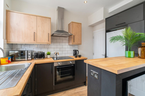 17-trelawn-avenue-leeds-199140461820260918074924AM