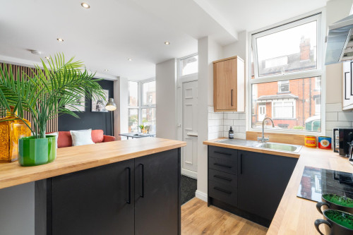 17-trelawn-avenue-leeds-22405020620260918074925AM