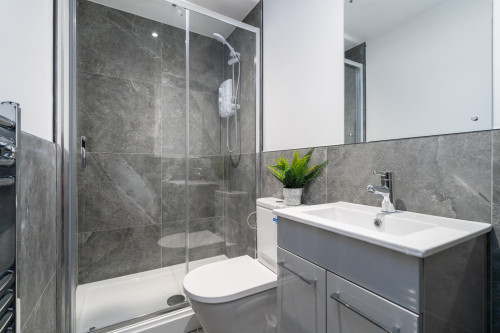 17-trelawn-avenue-leeds-80519671120260918074920AM