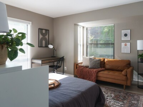 Cozy Condo in South Natomas