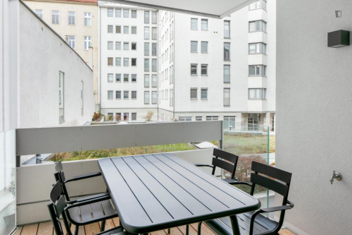 1-Bedroom apartment in Mariahilf - Gallery - 10