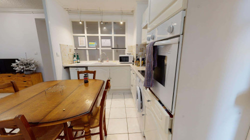 Room in Rue Pierre Dupont, Saint-Fons for 75 m² with 4 bedrooms - Gallery - 6